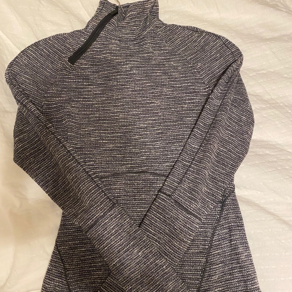 Lulu half zip